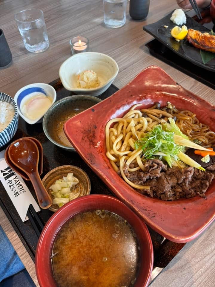 海に入れないので！